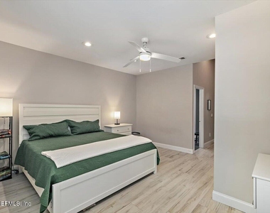 109 Laurel Lane - Photo Thumbnail 29