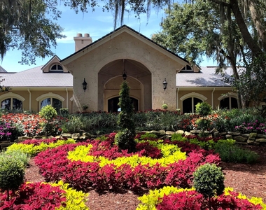 109 Laurel Lane - Photo Thumbnail 40