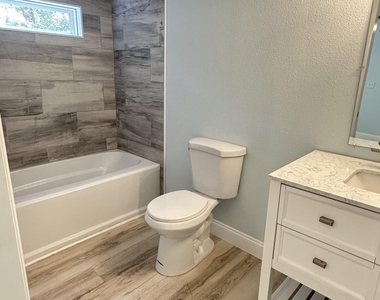 1635 Natalie Road - Photo Thumbnail 7
