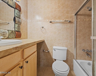 101 Villa Del Mar Drive - Photo Thumbnail 9