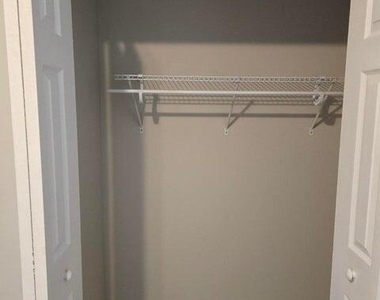 4106 Lockhart Drive N - Photo Thumbnail 10