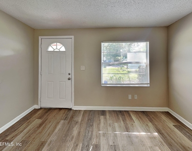 4888 Strato Road W - Photo Thumbnail 2