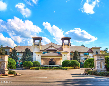 965 Registry Boulevard - Photo Thumbnail 20