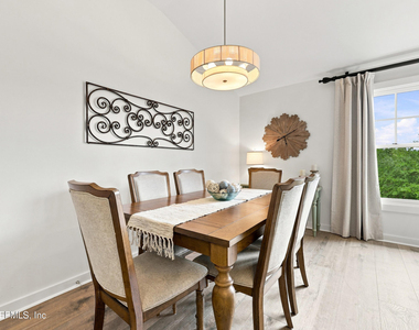 965 Registry Boulevard - Photo Thumbnail 12