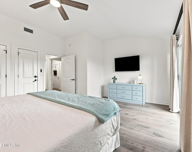 965 Registry Boulevard - Photo Thumbnail 20