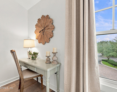 965 Registry Boulevard - Photo Thumbnail 11