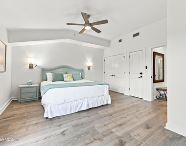 965 Registry Boulevard - Photo Thumbnail 19