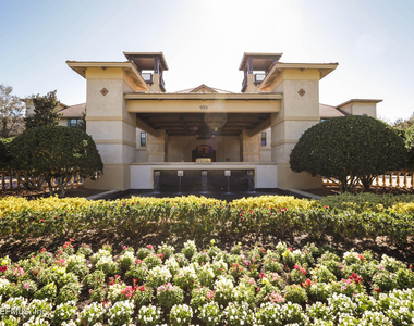 965 Registry Boulevard - Photo Thumbnail 49