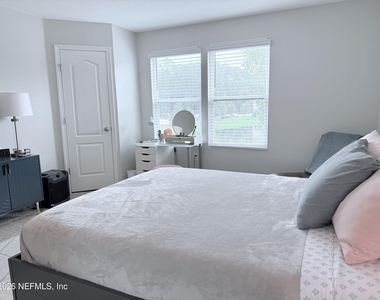 75 Pomona Way - Photo Thumbnail 8
