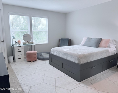 75 Pomona Way - Photo Thumbnail 7
