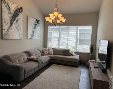 139 Marquesa Circle - Photo Thumbnail 15