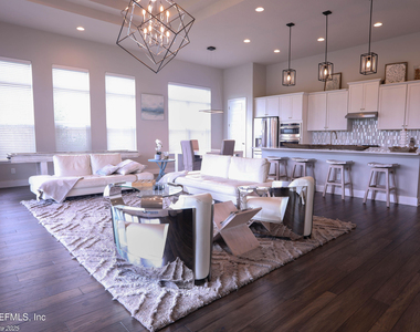 139 Marquesa Circle - Photo Thumbnail 8