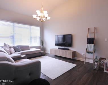 139 Marquesa Circle - Photo Thumbnail 13