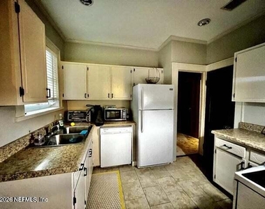 2730 Harvard Avenue - Photo Thumbnail 10