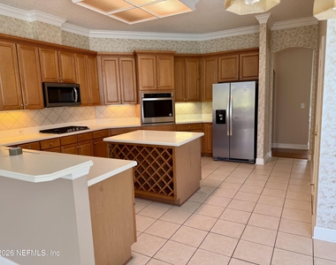 7709 Burnt Oak Trail - Photo Thumbnail 9