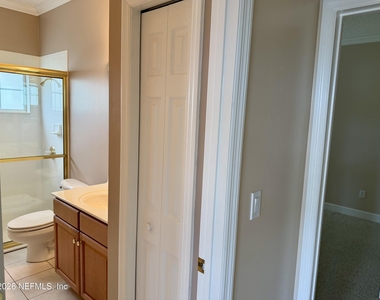 7709 Burnt Oak Trail - Photo Thumbnail 24