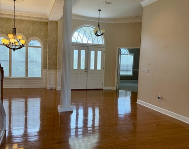 7709 Burnt Oak Trail - Photo Thumbnail 5