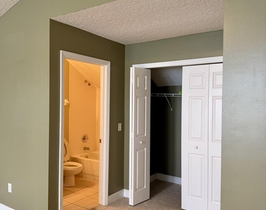 7709 Burnt Oak Trail - Photo Thumbnail 28