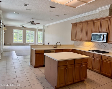 7709 Burnt Oak Trail - Photo Thumbnail 8