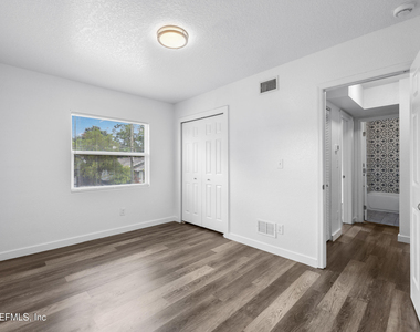 231 16th Street - Photo Thumbnail 8