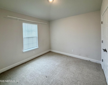 8124 Helmsley Boulevard - Photo Thumbnail 18