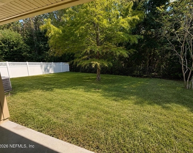 312 W Adelaide Drive - Photo Thumbnail 18