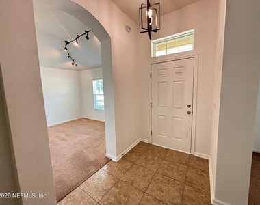 312 W Adelaide Drive - Photo Thumbnail 21