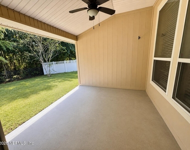 312 W Adelaide Drive - Photo Thumbnail 16