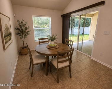 312 W Adelaide Drive - Photo Thumbnail 5