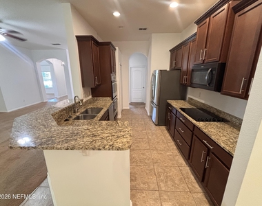 312 W Adelaide Drive - Photo Thumbnail 26