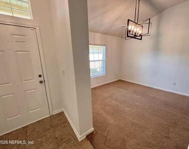 312 W Adelaide Drive - Photo Thumbnail 20
