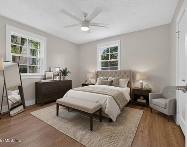 2247 Riverside Avenue - Photo Thumbnail 13
