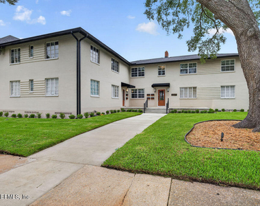 2247 Riverside Avenue - Photo Thumbnail 17