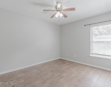 1784 W Chandelier Circle - Photo Thumbnail 22