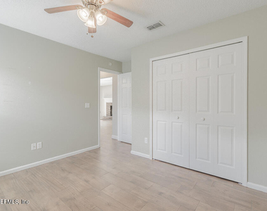 1784 W Chandelier Circle - Photo Thumbnail 26