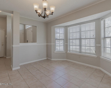 1784 W Chandelier Circle - Photo Thumbnail 5