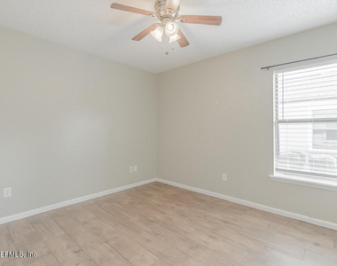 1784 W Chandelier Circle - Photo Thumbnail 25