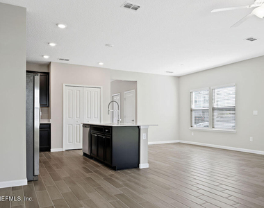12783 Josslyn Lane - Photo Thumbnail 6