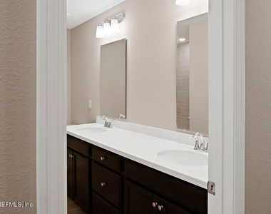 12783 Josslyn Lane - Photo Thumbnail 15