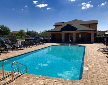 605 Drake Bay Terrace - Photo Thumbnail 11