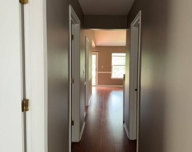 1228 Bradwell Lane - Photo Thumbnail 9