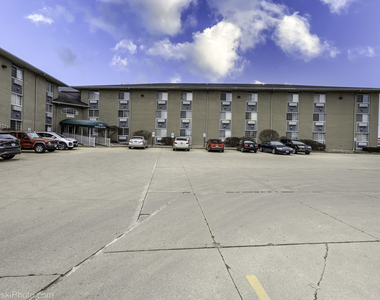 3305 Sunset Avenue - Photo Thumbnail 19
