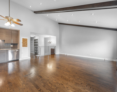 780 Golfview Drive - Photo Thumbnail 4