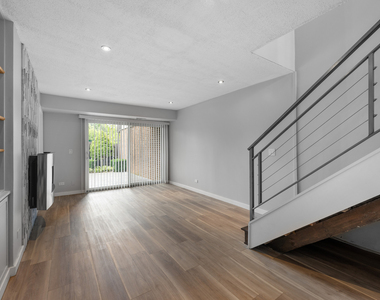 780 Golfview Drive - Photo Thumbnail 14