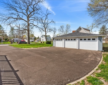 11113 S Myrtle Street - Photo Thumbnail 32