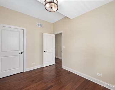 11113 S Myrtle Street - Photo Thumbnail 22