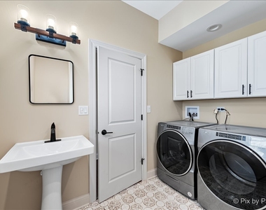 11113 S Myrtle Street - Photo Thumbnail 12