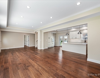 11113 S Myrtle Street - Photo Thumbnail 7