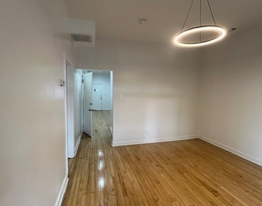 820 N Leavitt Street - Photo Thumbnail 10