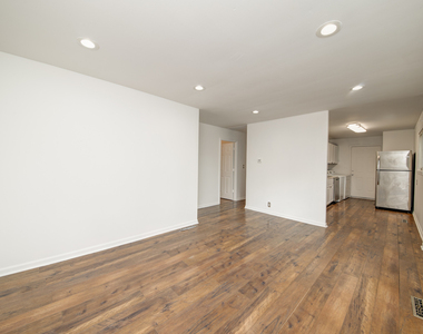 112 Green Lane - Photo Thumbnail 4